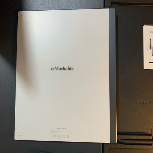 reMarkable 2 - 10.3” Paper Tablet with Marker Plus - Black + brown leather folio - Picture 11 of 14